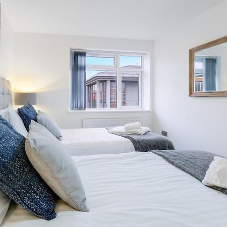 St Martins 2 Bedroom Apartments In Ruislip By 360 Stays Экстерьер фото