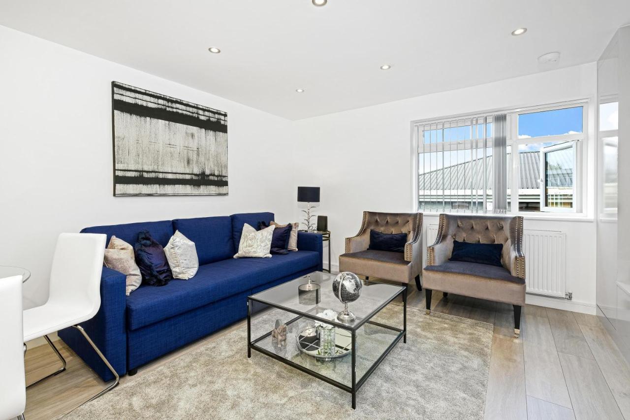 St Martins 2 Bedroom Apartments In Ruislip By 360 Stays Экстерьер фото