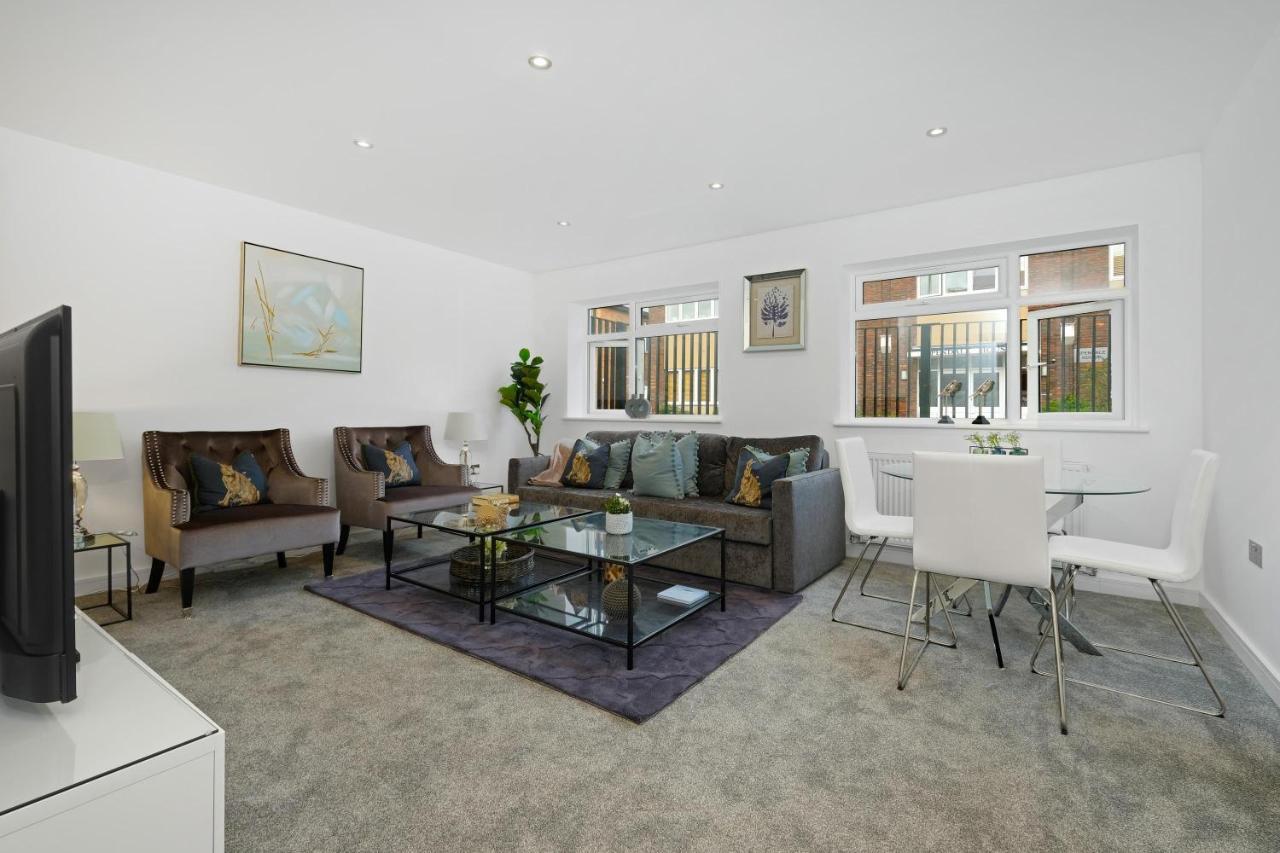St Martins 2 Bedroom Apartments In Ruislip By 360 Stays Экстерьер фото
