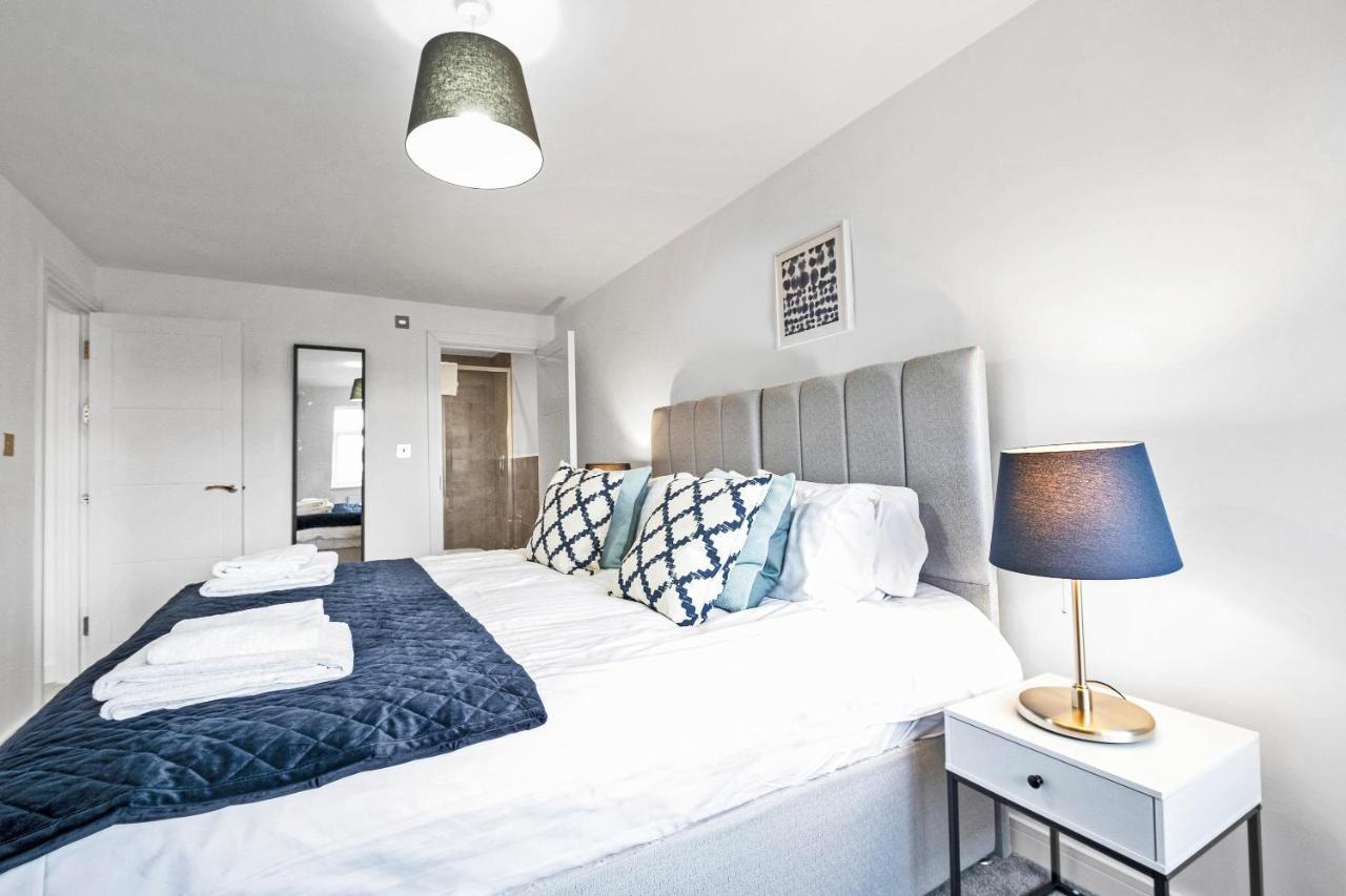 St Martins 2 Bedroom Apartments In Ruislip By 360 Stays Экстерьер фото