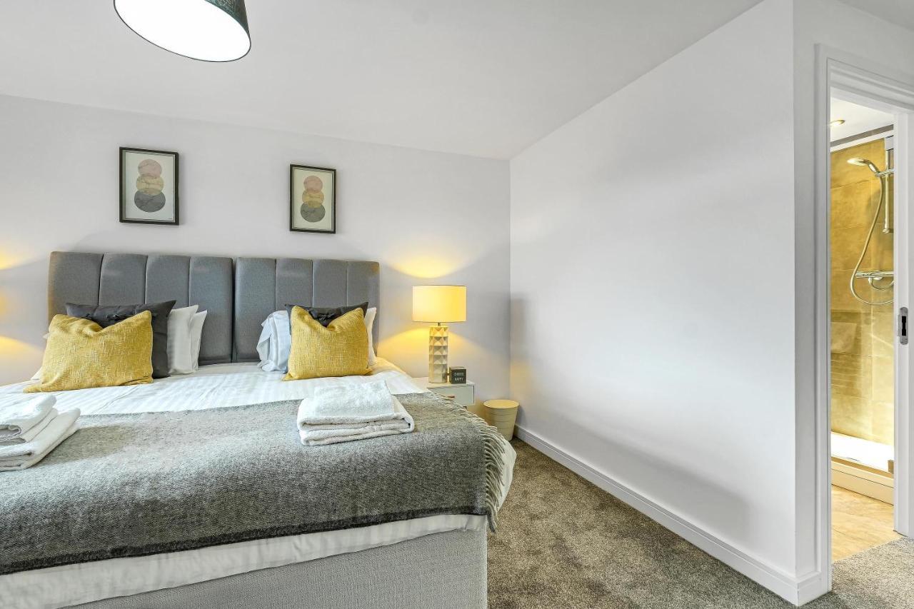 St Martins 2 Bedroom Apartments In Ruislip By 360 Stays Экстерьер фото