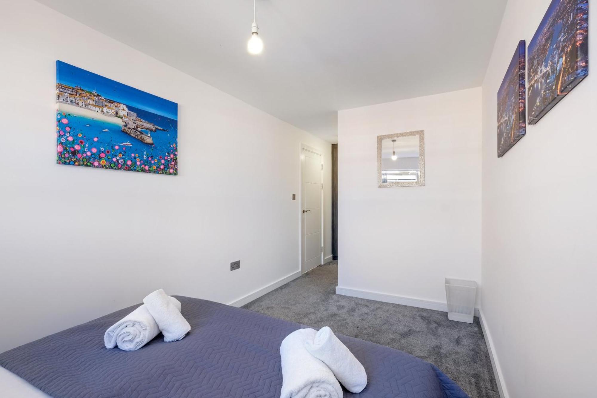 St Martins 2 Bedroom Apartments In Ruislip By 360 Stays Экстерьер фото